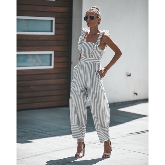 ❗️LAST ONE❗️Striped Ruffle Jumpsuit - Picture 2 of 7